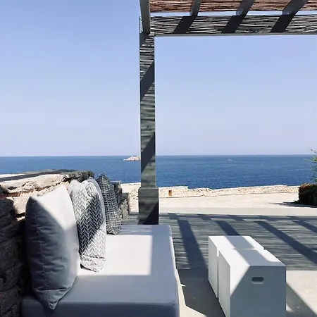 Cave Sarakiniko (Paros)